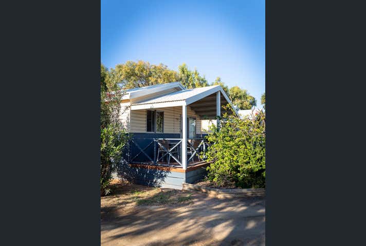 108 Robinson Street Carnarvon WA 6701 - Image 16