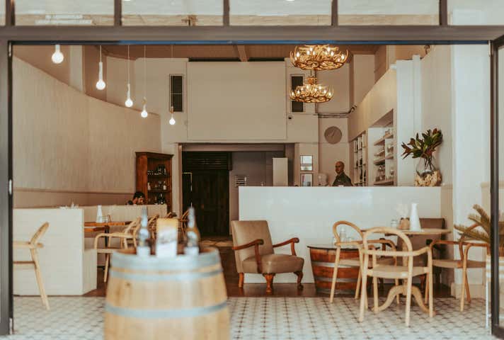 2/453 Dean Street Albury NSW 2640 - Image 2