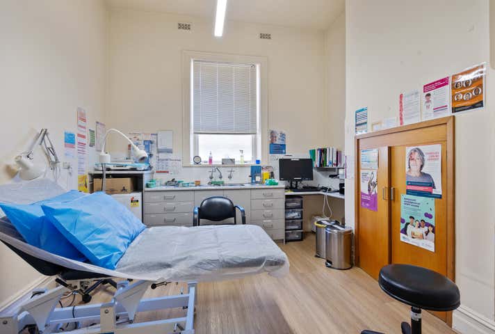 37 Moseley Street Glenelg SA 5045 - Image 14