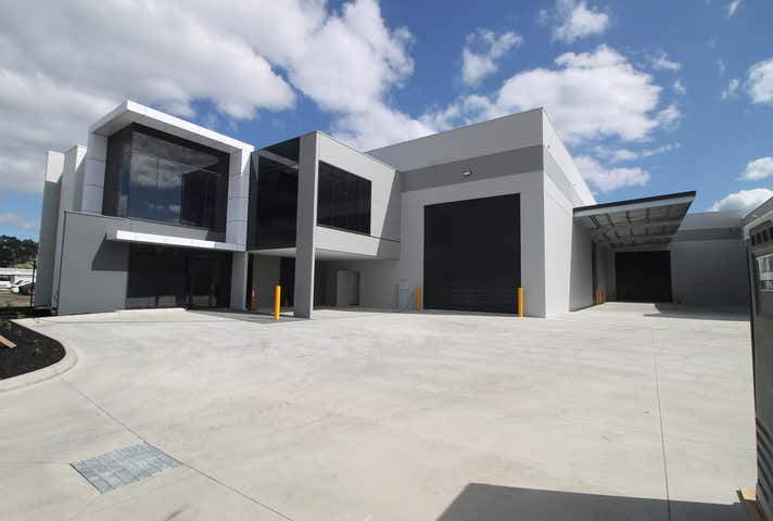 41 Volk Road Cranbourne West VIC 3977 - Image 3