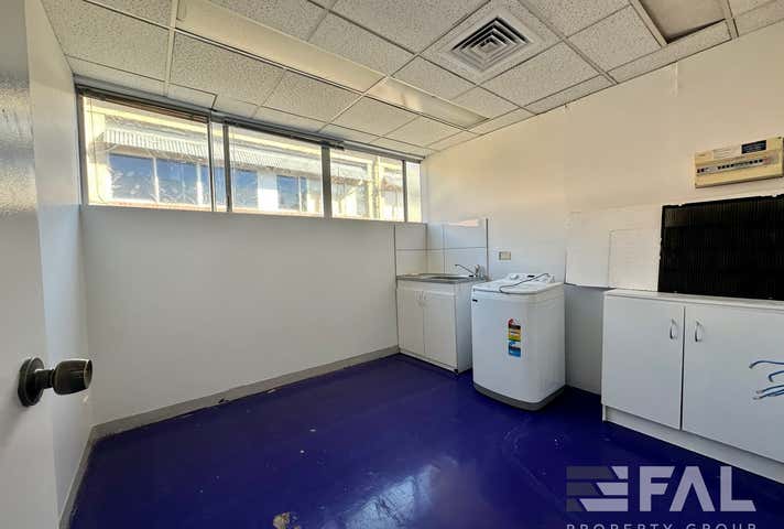 Shop  3, 10 Brookfield Road Kenmore QLD 4069 - Image 5