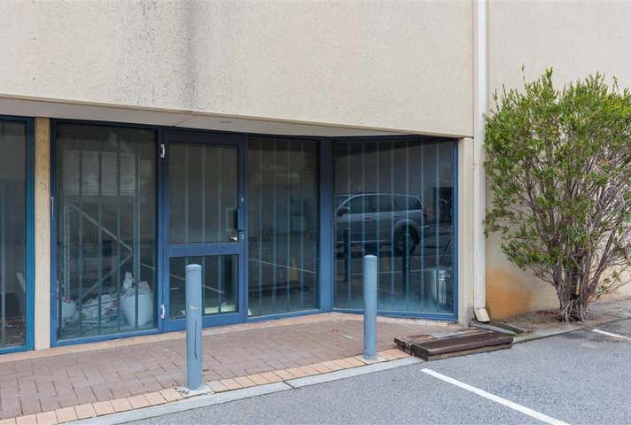 8/30 Paramount Drive Wangara WA 6065 - Image 6