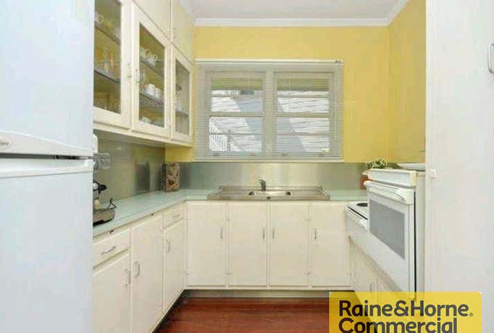 25 Ashgrove Avenue Ashgrove QLD 4060 - Image 2