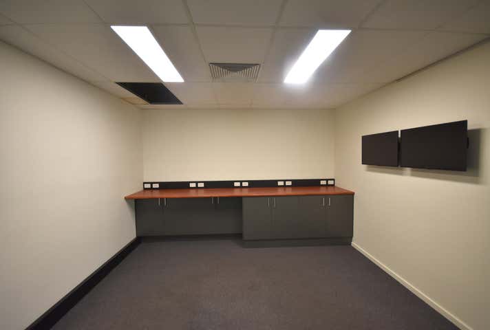 Level 1, 519 Nurigong Street South Albury NSW 2640 - Image 9