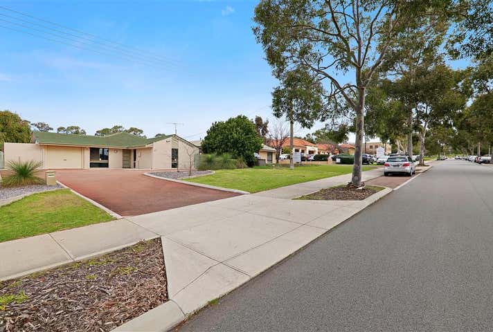 48 Arnisdale Road Duncraig WA 6023 - Image 3