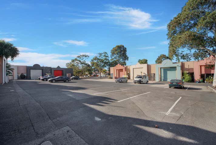 9/12-20 James Court Tottenham VIC 3012 - Image 16