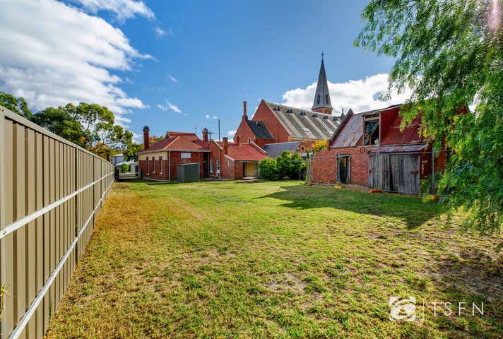 19 Panton Street Golden Square VIC 3555 - Image 16