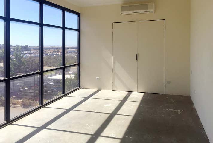 5 Whyalla Court Bibra Lake WA 6163 - Image 4