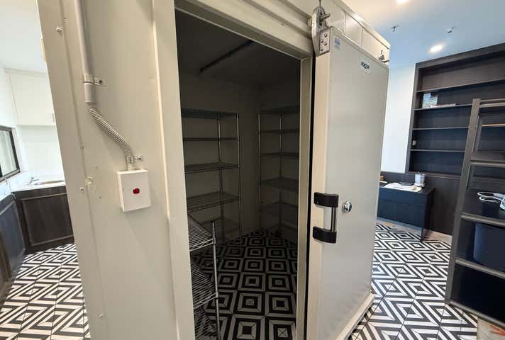 2/110 Keilor Road Essendon North VIC 3041 - Image 5