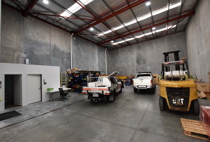 Unit 1/12 Barrel Way Canning Vale WA 6155 - Image 3