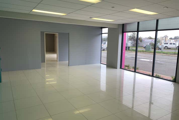 51 Furniss Road Darch WA 6065 - Image 4