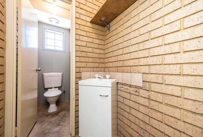 4/7 Elmsfield Road Midvale WA 6056 - Image 7