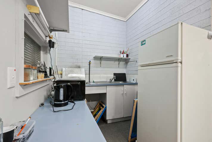 2/3-9 Ocean Street Victor Harbor SA 5211 - Image 10