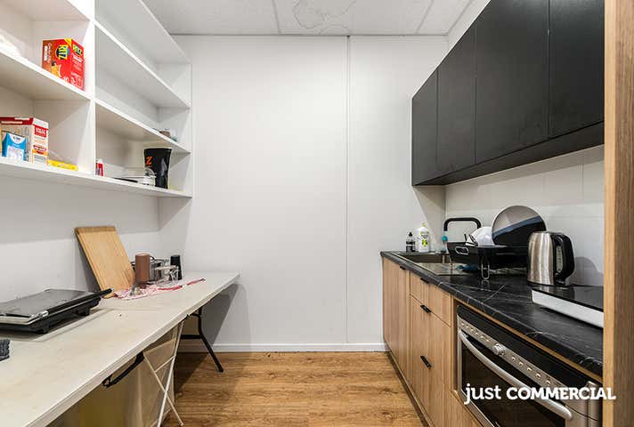 17 Aspen Circuit Springvale VIC 3171 - Image 5