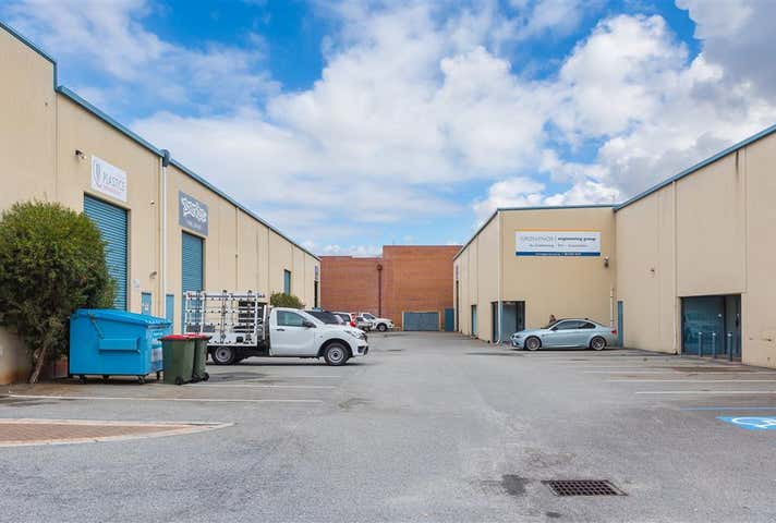 8/30 Paramount Drive Wangara WA 6065 - Image 7