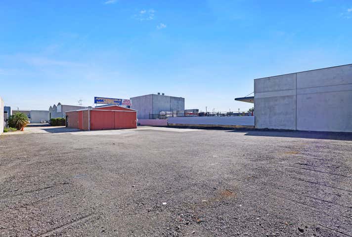 16 Muros Place Midvale WA 6056 - Image 2