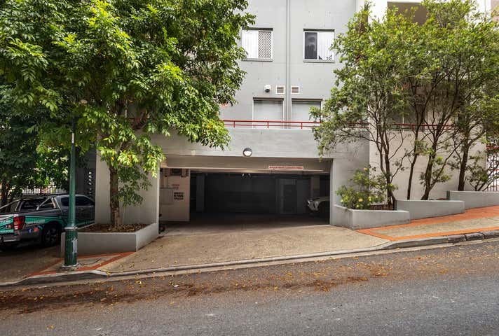 2/128 Bowen Street Spring Hill QLD 4000 - Image 3