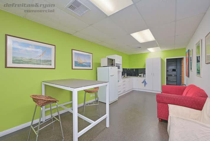 113 Garling Street O'Connor WA 6163 - Image 12