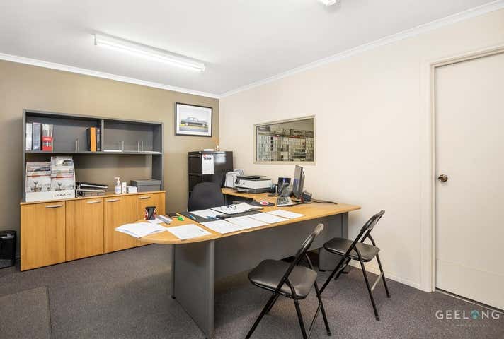 4/377 Thompson Road Bell Park VIC 3215 - Image 3