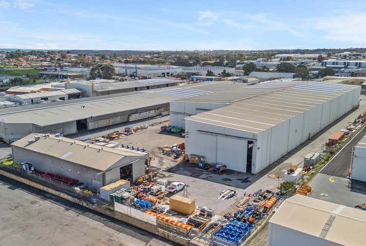 2 Thorpe Way Kwinana Beach WA 6167 - Image 10