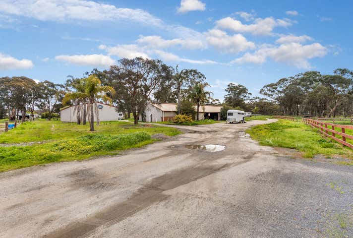 735 McIvor Highway Junortoun VIC 3551 - Image 16