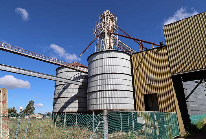 32 Fitzpatrick Street Oakey QLD 4401 - Image 5