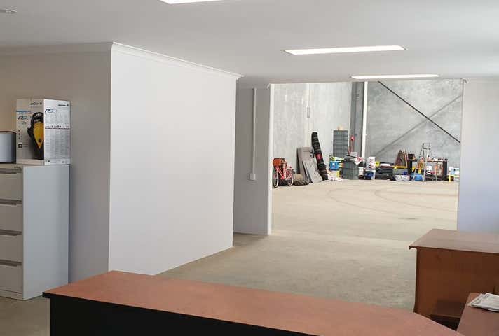 6 Darlot Rd Landsdale WA 6065 - Image 12