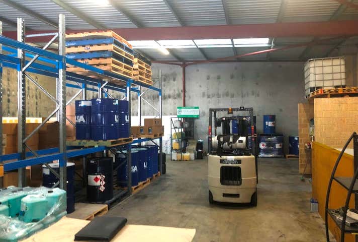 1/11 Oxleigh Drive Malaga WA 6090 - Image 3