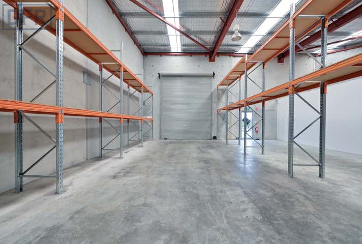 2/1 Merino Entrance Cockburn Central WA 6164 - Image 12