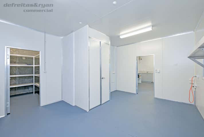 13 Paxton Way Port Kennedy WA 6172 - Image 11