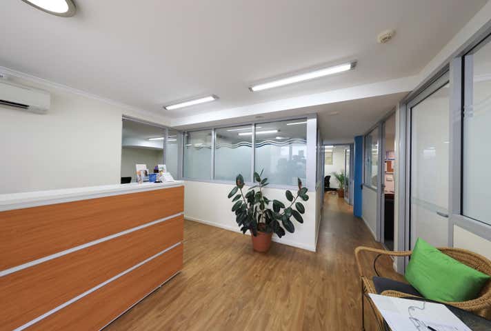 24/110-114 Collins Avenue Edge Hill QLD 4870 - Image 6