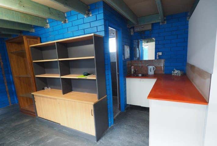 Unit 4, 14 Dellamarta Rd Wangara WA 6065 - Image 10