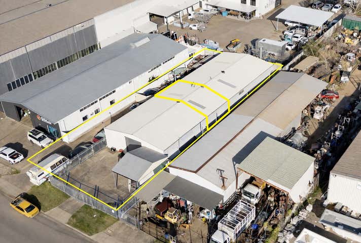 2/11 Rendle Street Aitkenvale QLD 4814 - Image 1