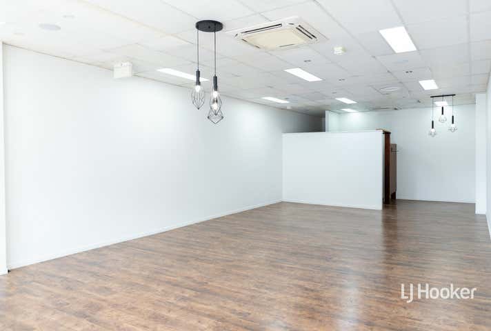 76 McDowall Street Roma QLD 4455 - Image 6