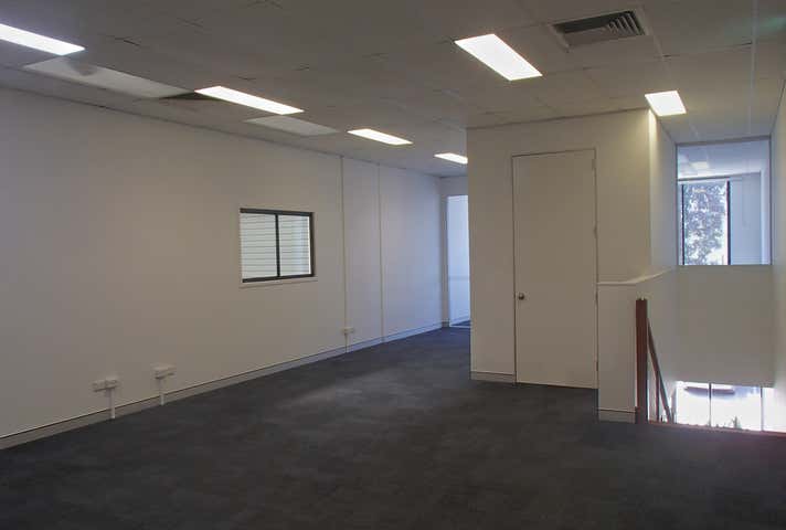 2/30 Gardens Drive Willawong QLD 4110 - Image 5