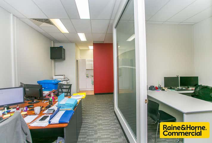 3/140 Grand Boulevard Joondalup WA 6027 - Image 3