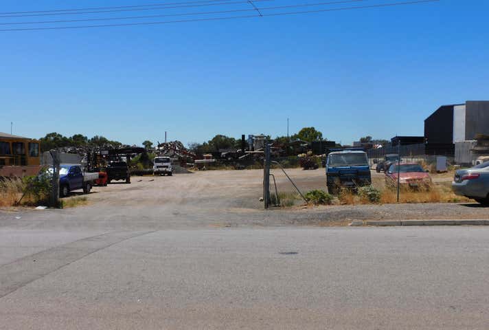 10 Browning Road Armadale WA 6112 - Image 6
