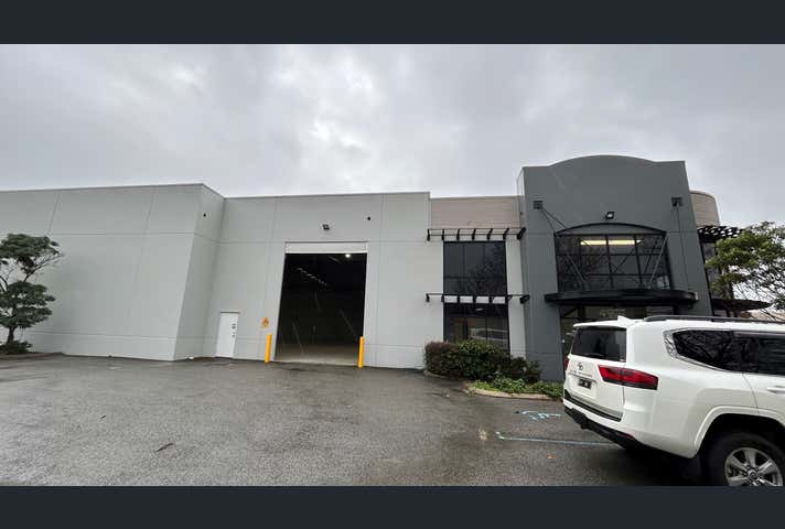 49 Catalano Circuit Canning Vale WA 6155 - Image 3