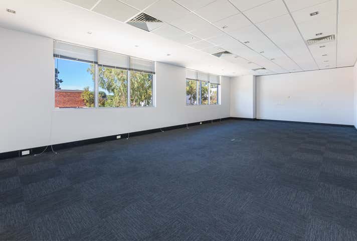 5 Turner Avenue Bentley WA 6102 - Image 4
