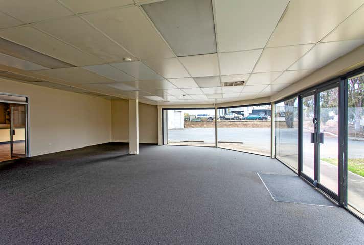 9 Somerset Circuit Lonsdale SA 5160 - Image 7