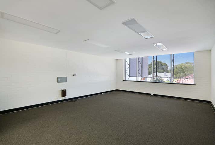 204 Hampden Road Nedlands WA 6009 - Image 21