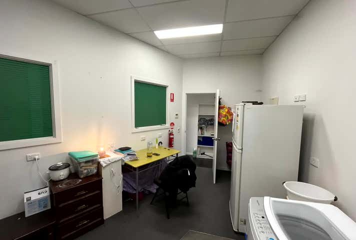 3/357C Urana Road Lavington NSW 2641 - Image 5