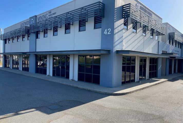 42 Dellamarta Road Wangara WA 6065 - Image 22