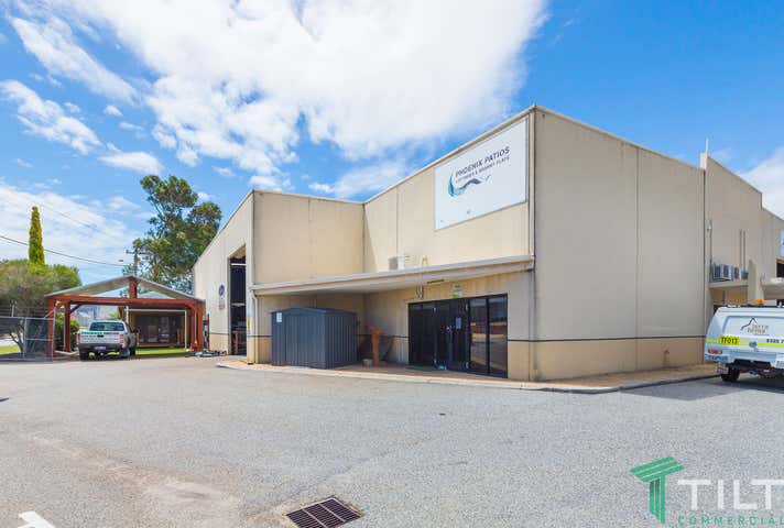 1/16 Kalmia Road Bibra Lake WA 6163 - Image 2