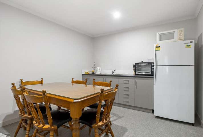 316 Dowling Street Wendouree VIC 3355 - Image 5