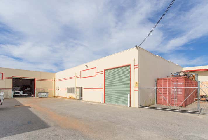 Unit 3, 133 Kelvin Road Maddington WA 6109 - Image 4