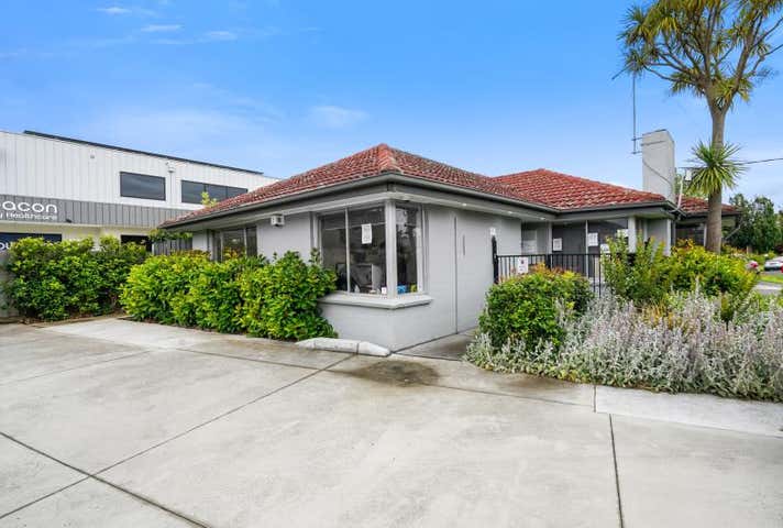 2 George Street Beaconsfield VIC 3807 - Image 2