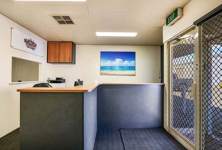 Unit 2, 52 Vinnicombe Drive Canning Vale WA 6155 - Image 18