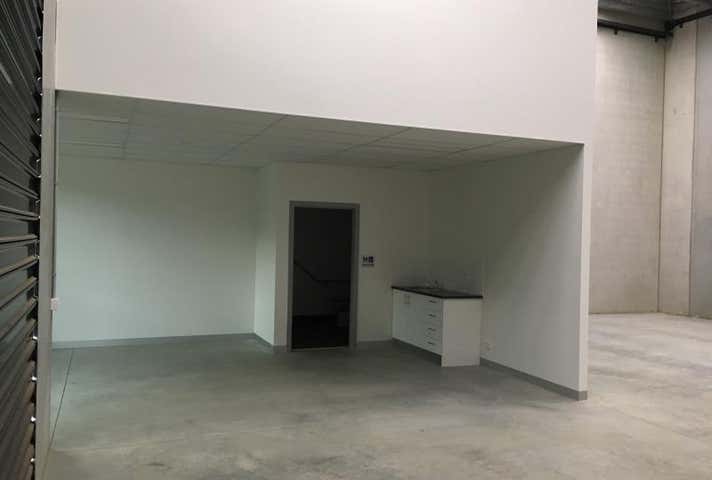 Unit  3, 51-55 Centre Way Croydon VIC 3136 - Image 4