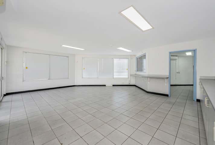 16 Ingham Road West End QLD 4810 - Image 14